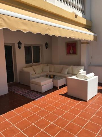 Hacienda Nagueles 1, 2 Bed 2 Bath, Large Terrace 400M From Beach มาร์เบยา ภายนอก รูปภาพ