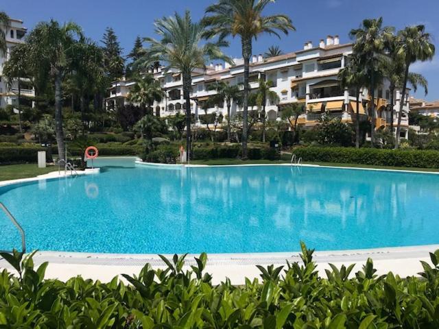 Hacienda Nagueles 1, 2 Bed 2 Bath, Large Terrace 400M From Beach มาร์เบยา ภายนอก รูปภาพ